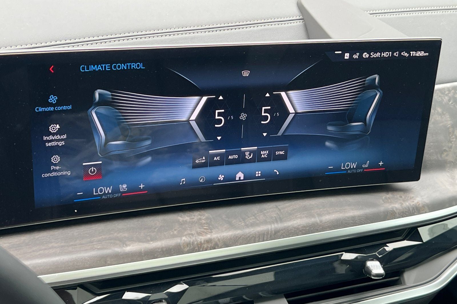 2026 BMW X7 M60i