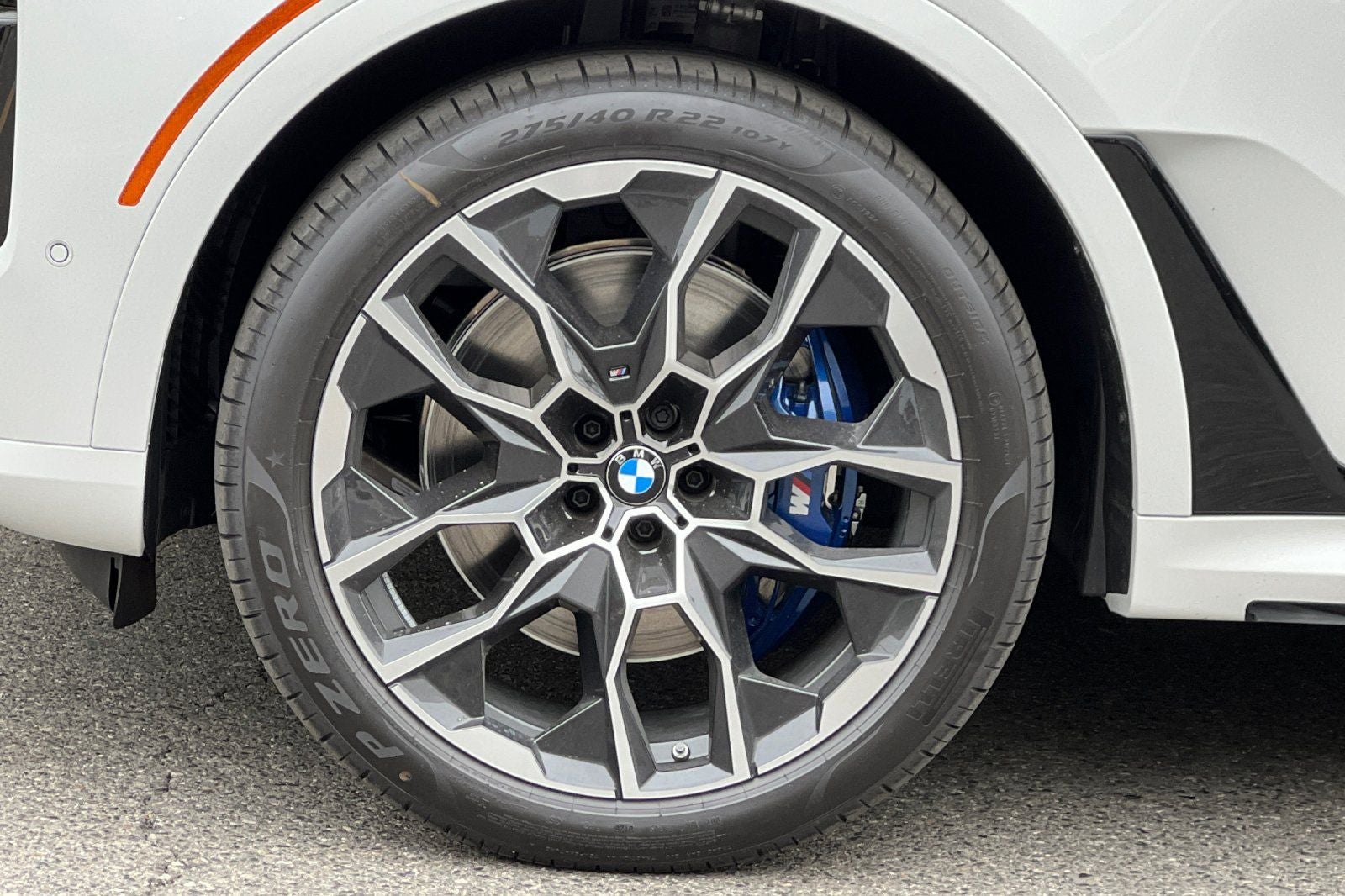2026 BMW X7 M60i