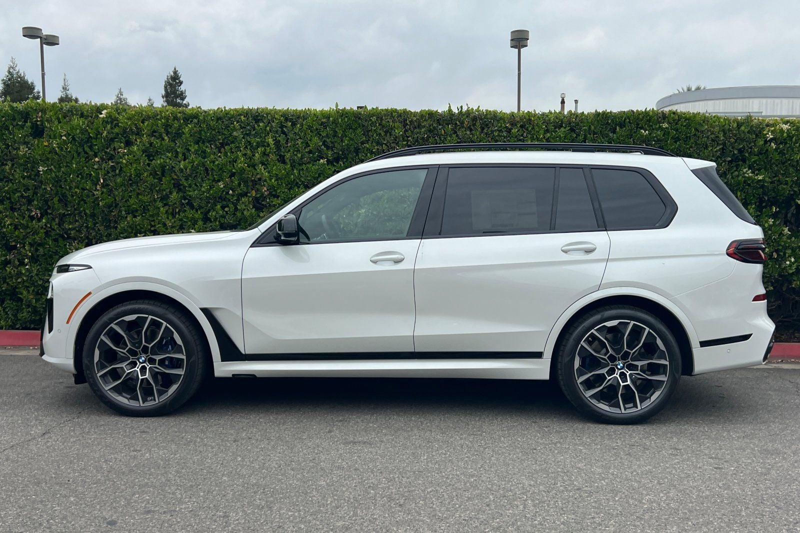 2026 BMW X7 M60i