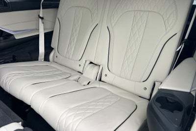 2024 BMW X7 M60i