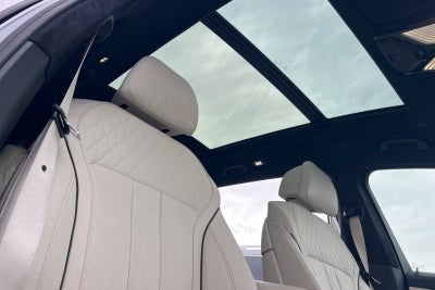 2024 BMW X7 M60i