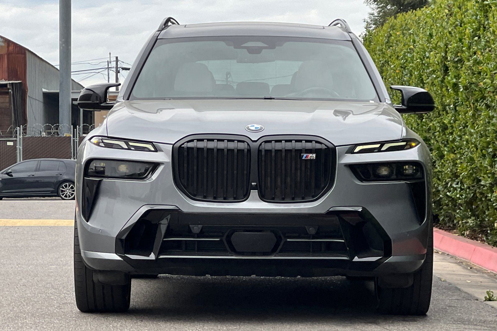 2024 BMW X7 M60i