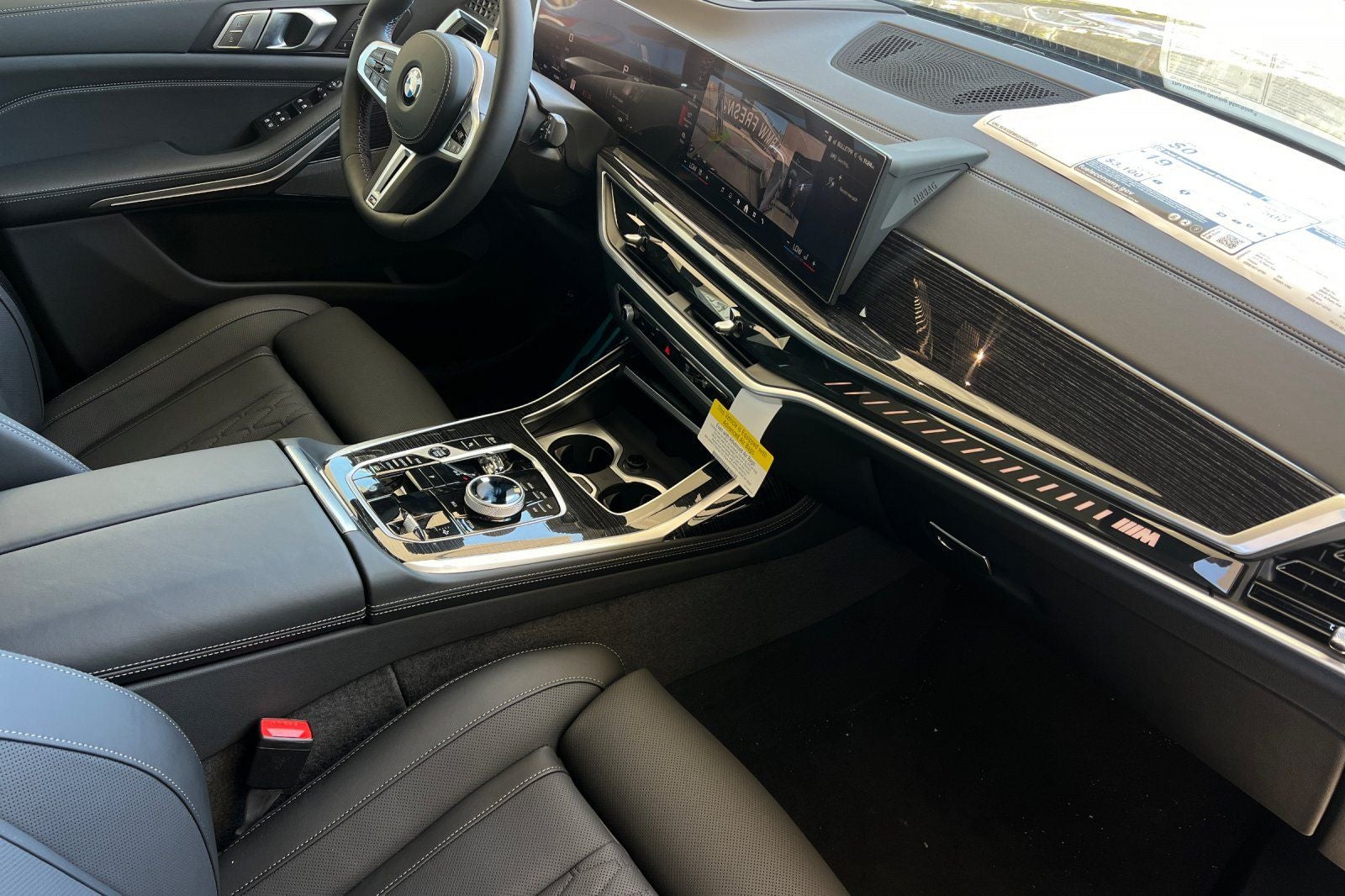 2027 BMW X7 M60i