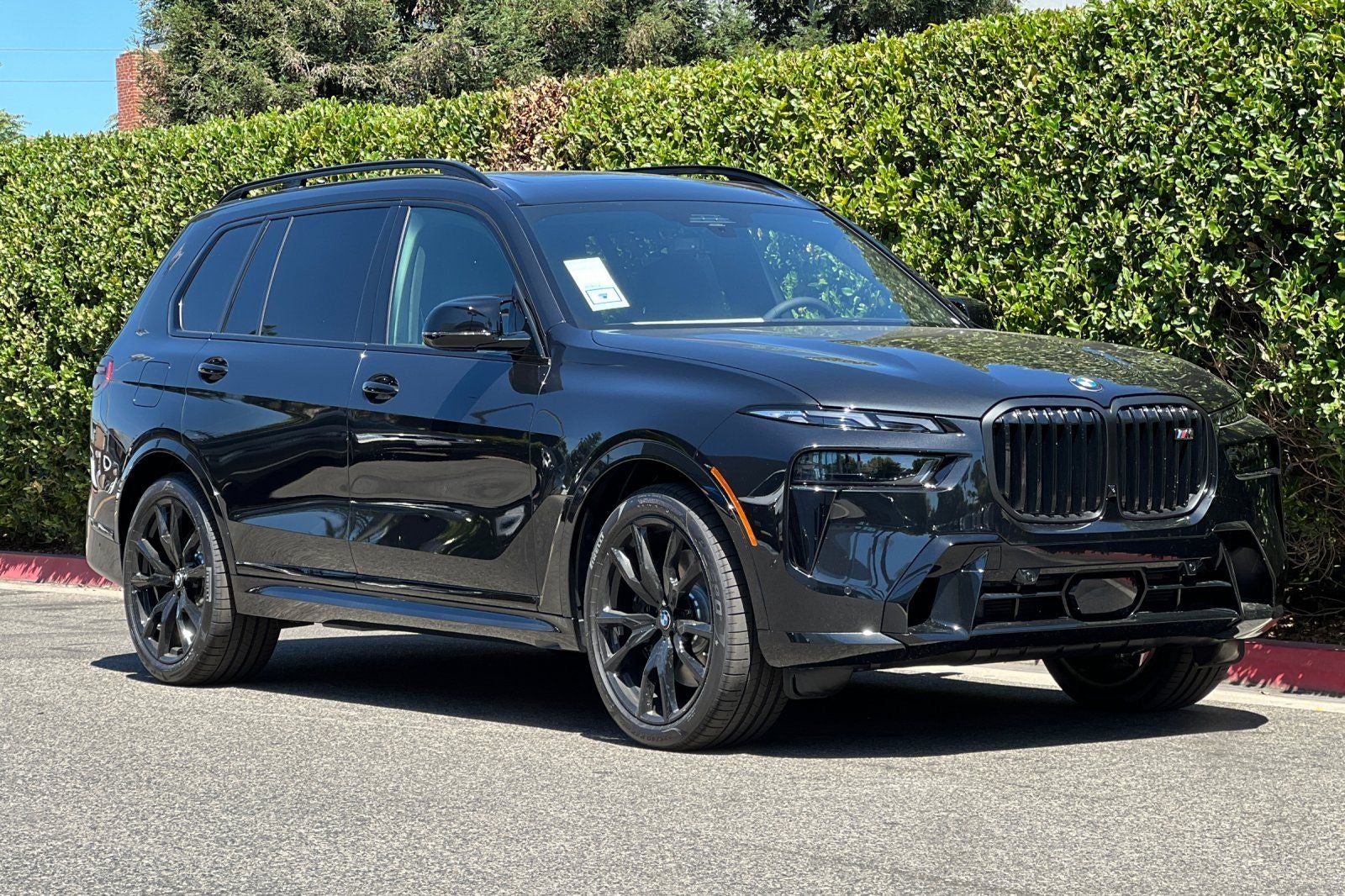 2027 BMW X7 M60i