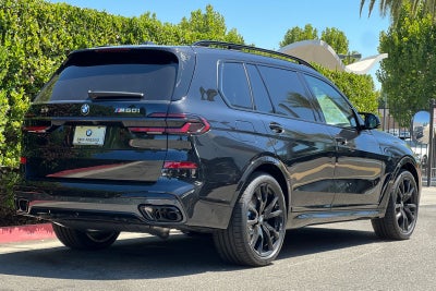 2027 BMW X7 M60i