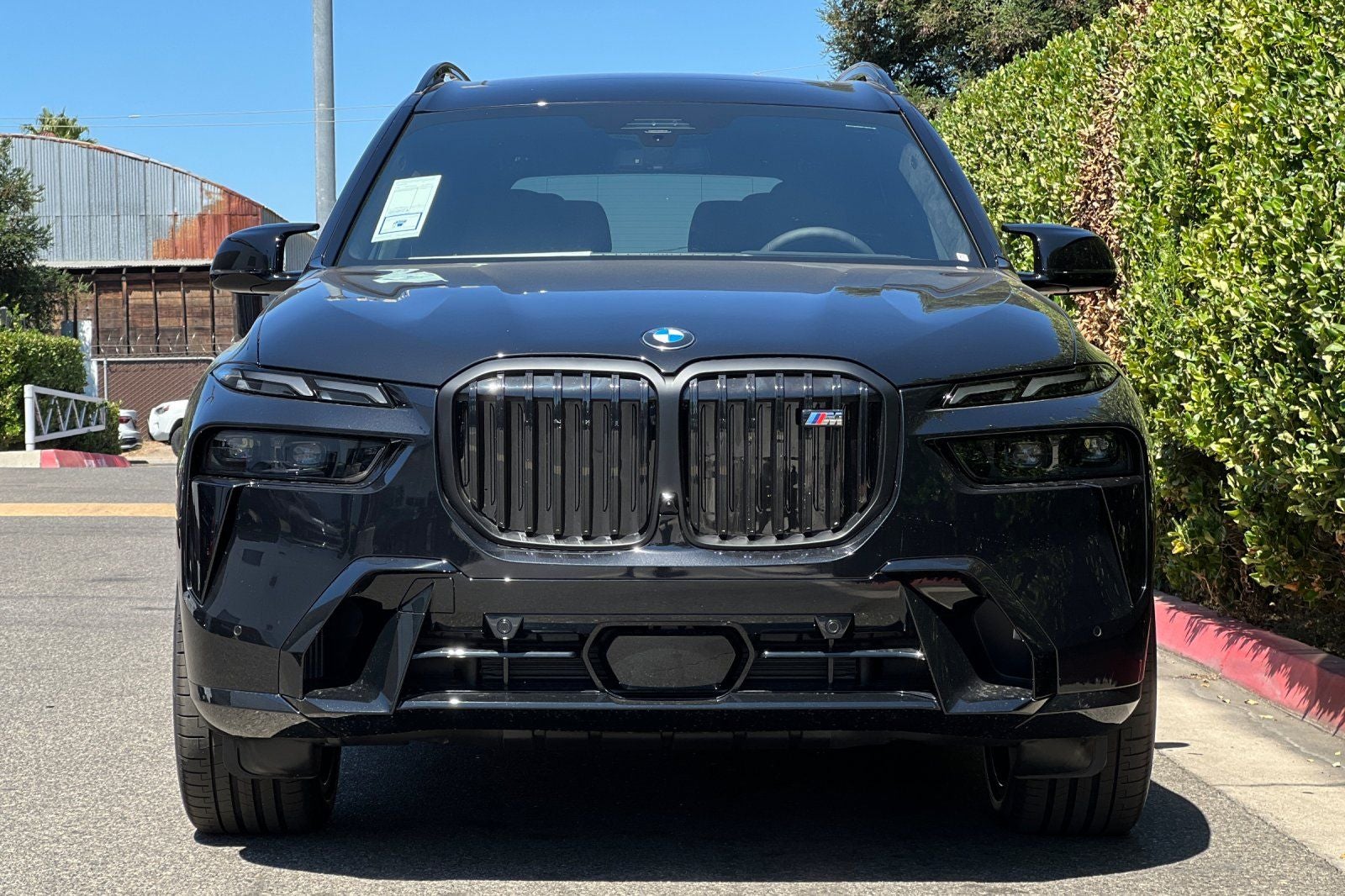 2027 BMW X7 M60i