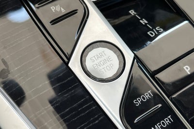 2027 BMW X7 M60i