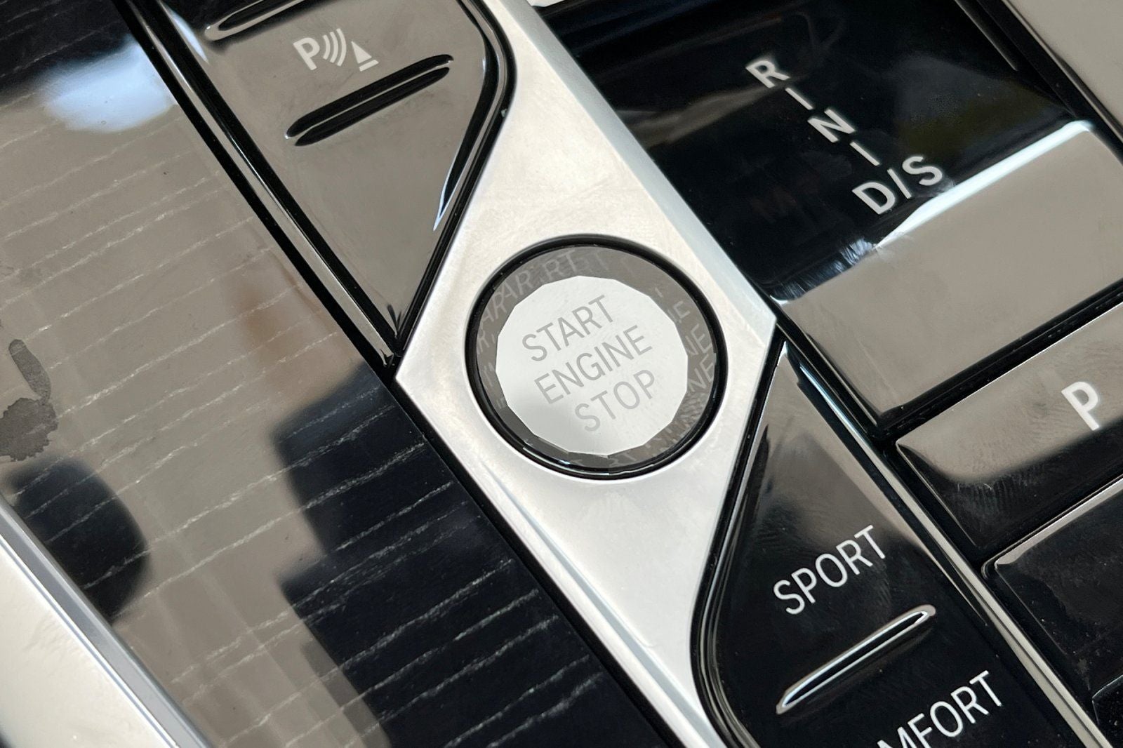 2027 BMW X7 M60i