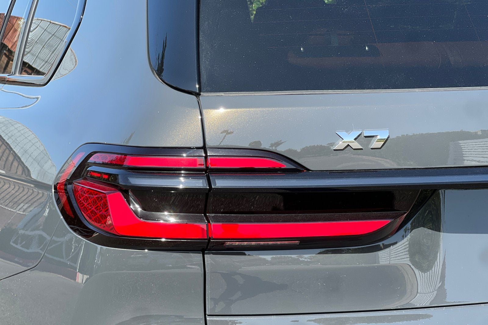 2027 BMW X7 M60i