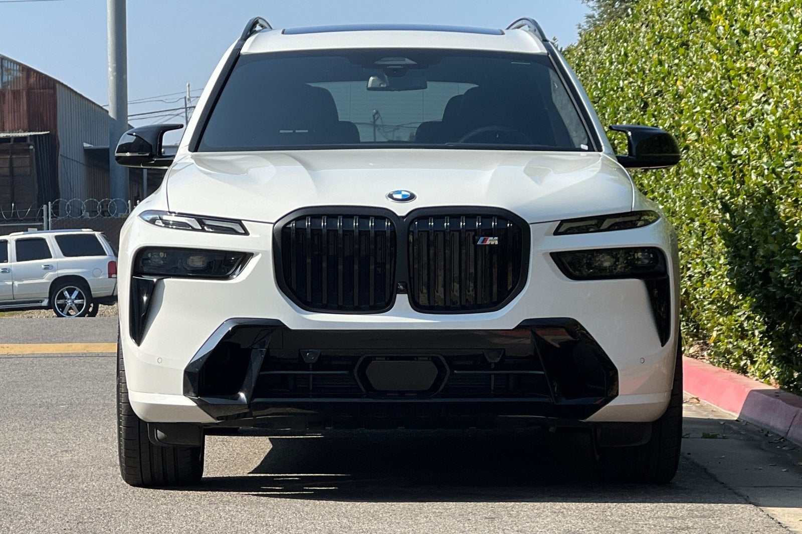 2025 BMW X7 M60i
