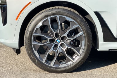 2026 BMW X7 M60i