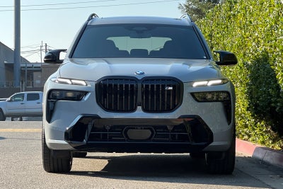 2026 BMW X7 M60i