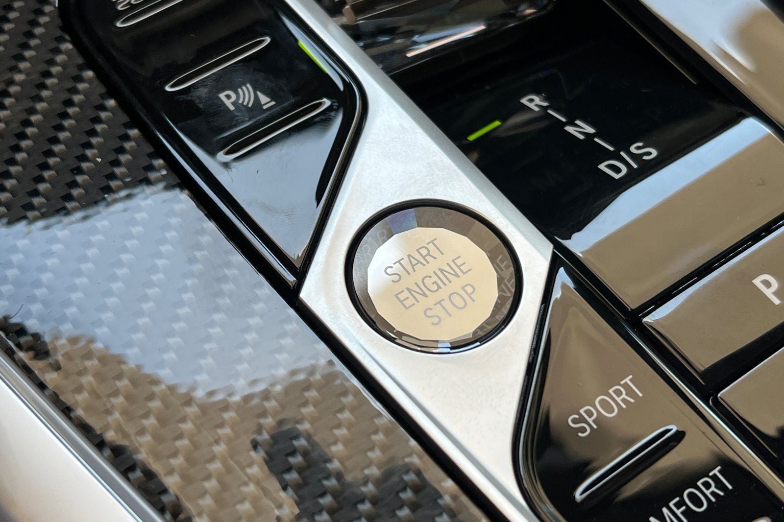 2027 BMW X7 M60i