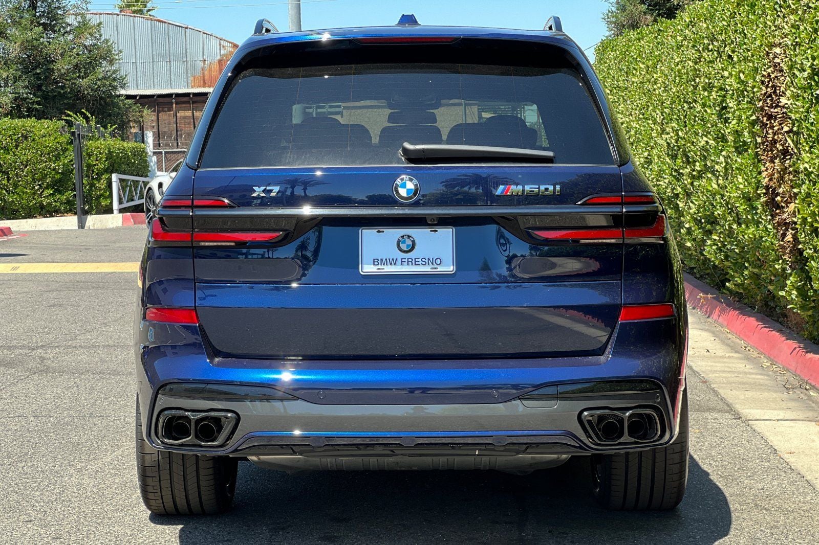 2027 BMW X7 M60i