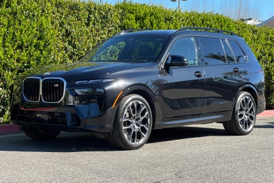 2025 BMW X7 M60i