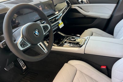 2026 BMW X5 M60i