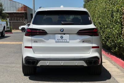 2026 BMW X5 M60i