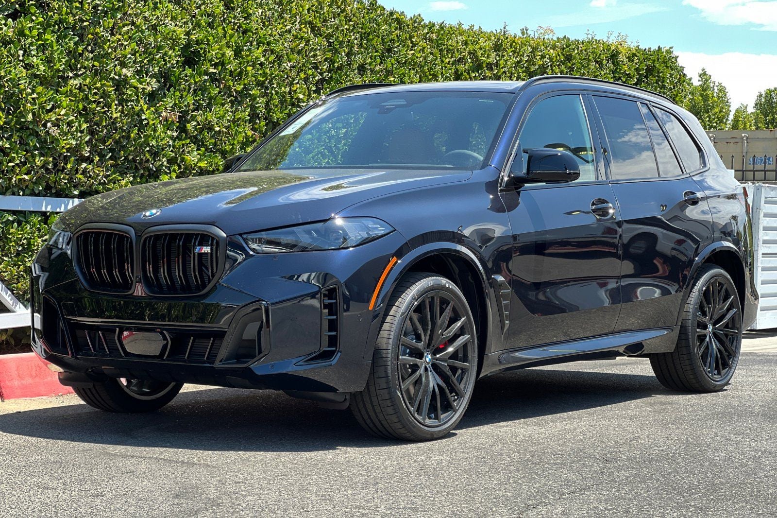2026 BMW X5 M60i