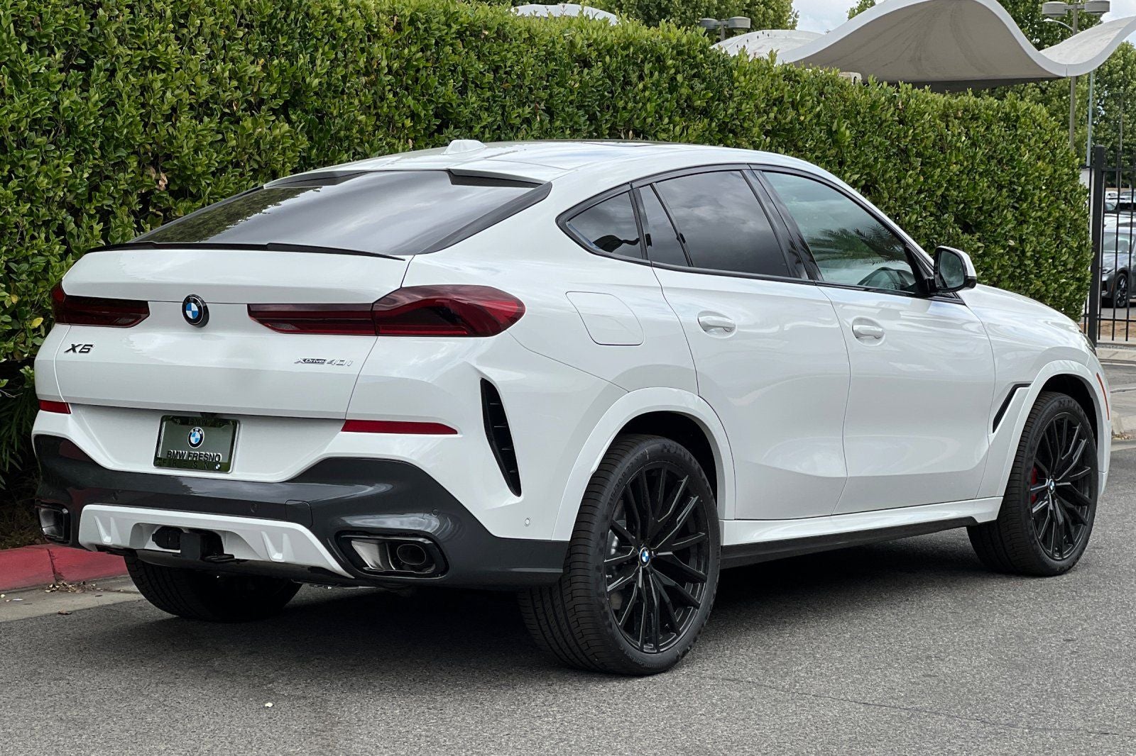 2027 BMW X6 xDrive40i