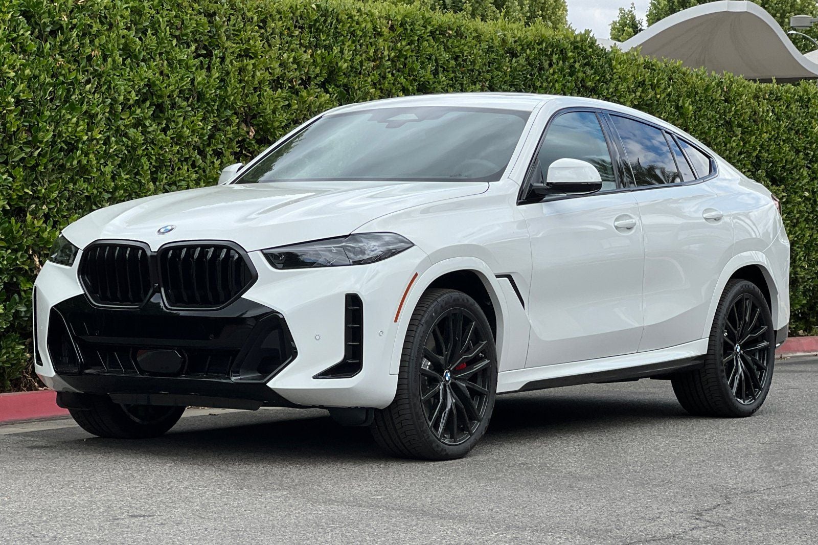 2027 BMW X6 xDrive40i