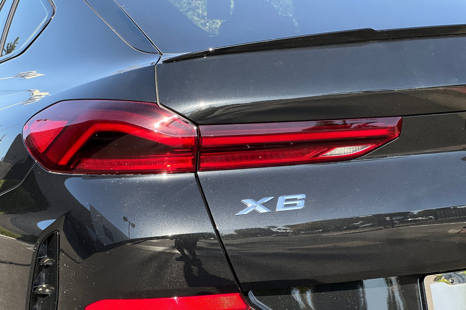 2027 BMW X6 xDrive40i