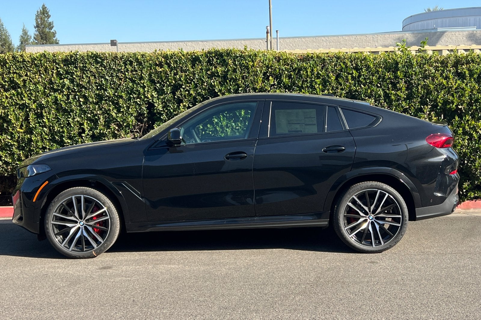 2027 BMW X6 xDrive40i