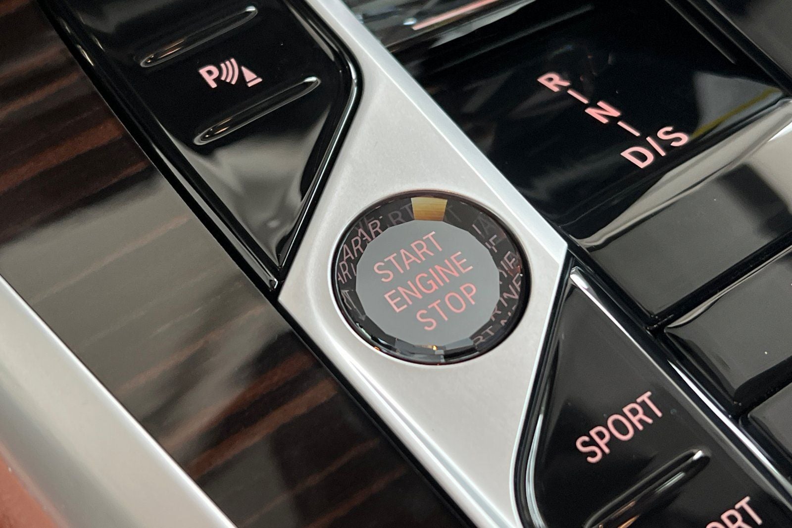 2027 BMW X6 xDrive40i