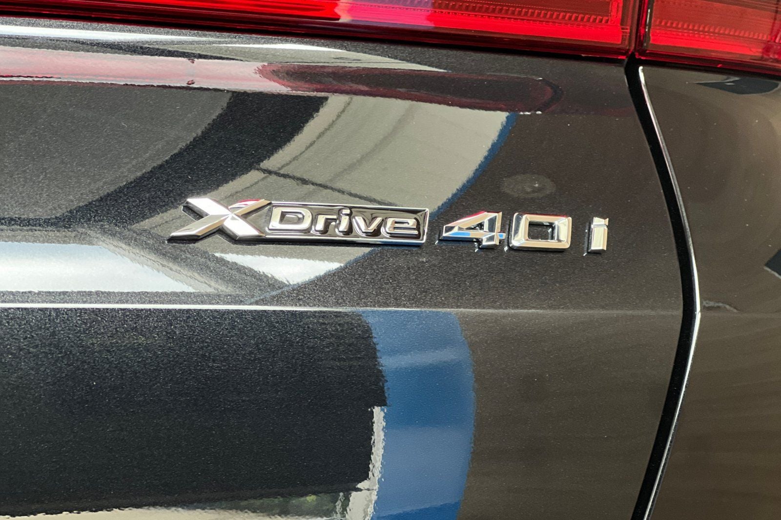 2027 BMW X6 xDrive40i