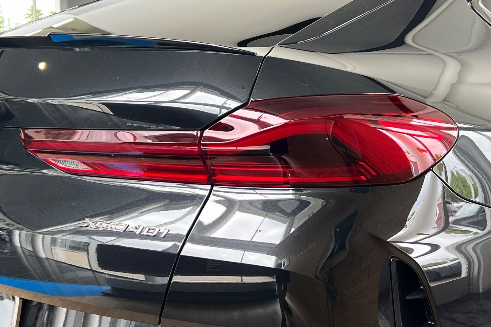 2027 BMW X6 xDrive40i