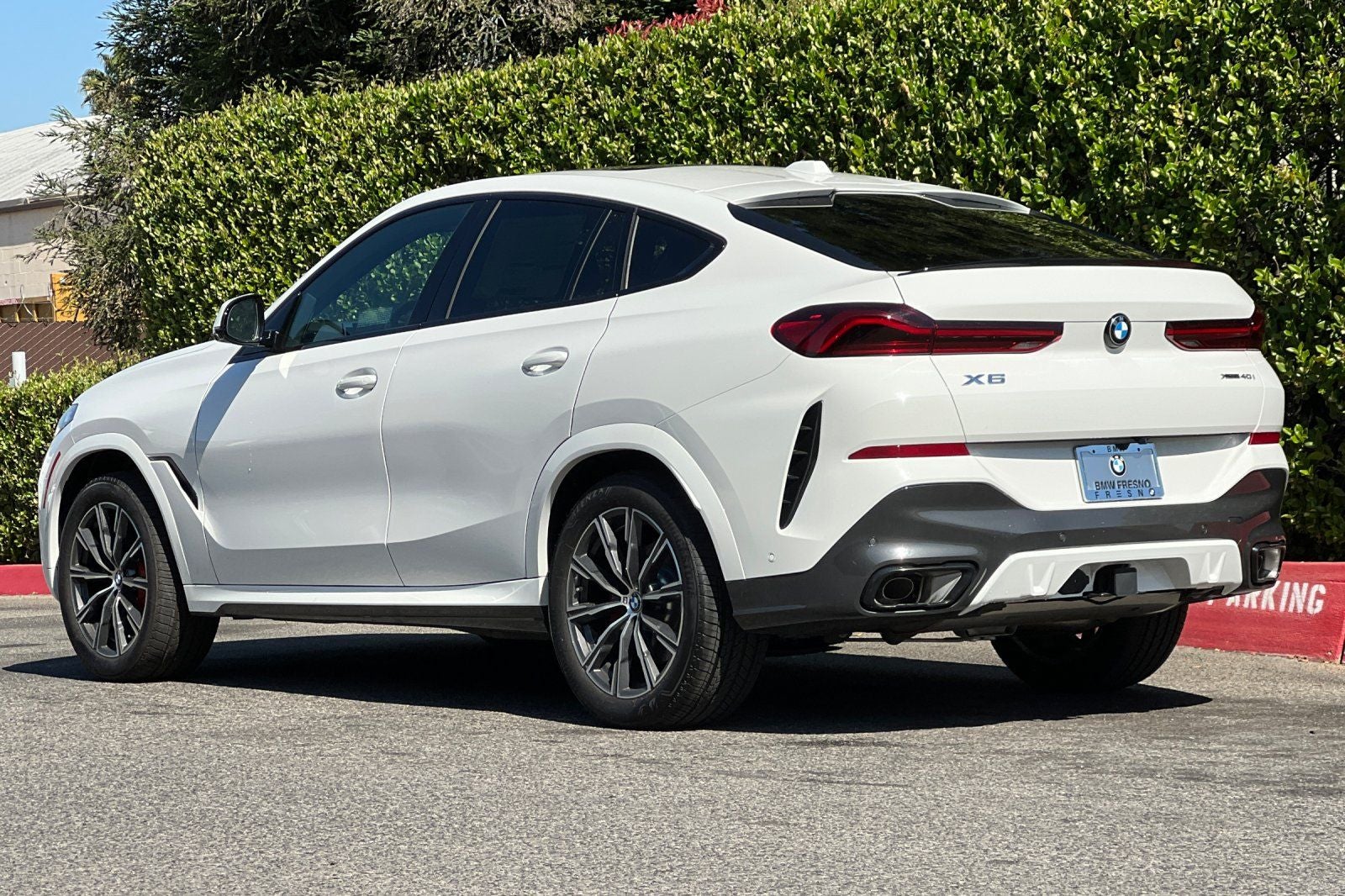 2026 BMW X6 xDrive40i