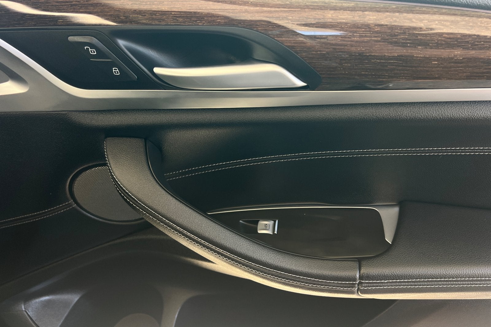 2024 BMW X4 M40i