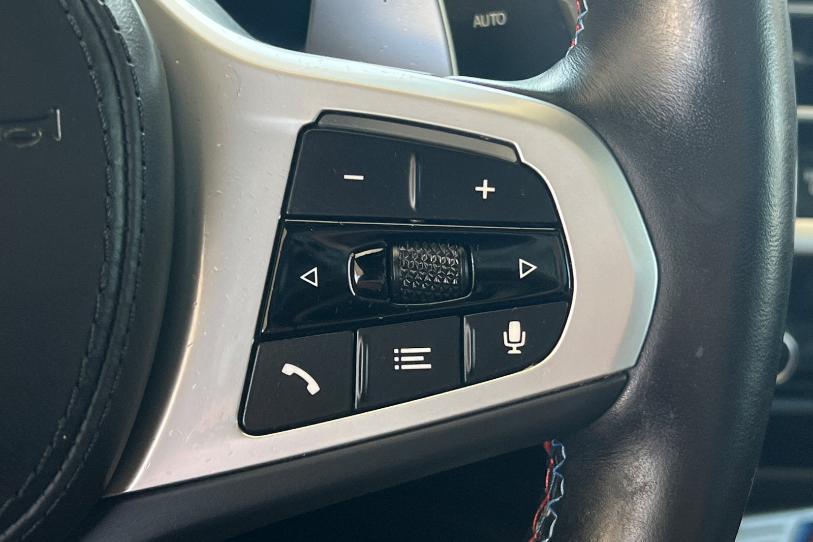 2024 BMW X4 M40i