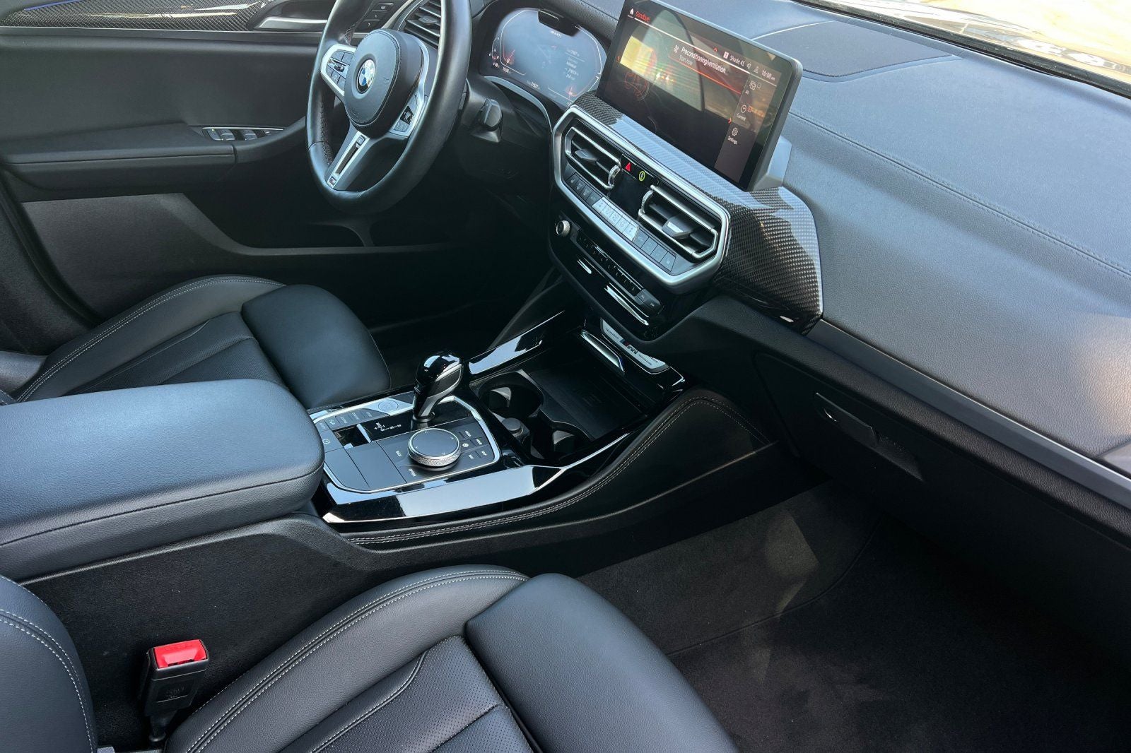 2023 BMW X4 M40i