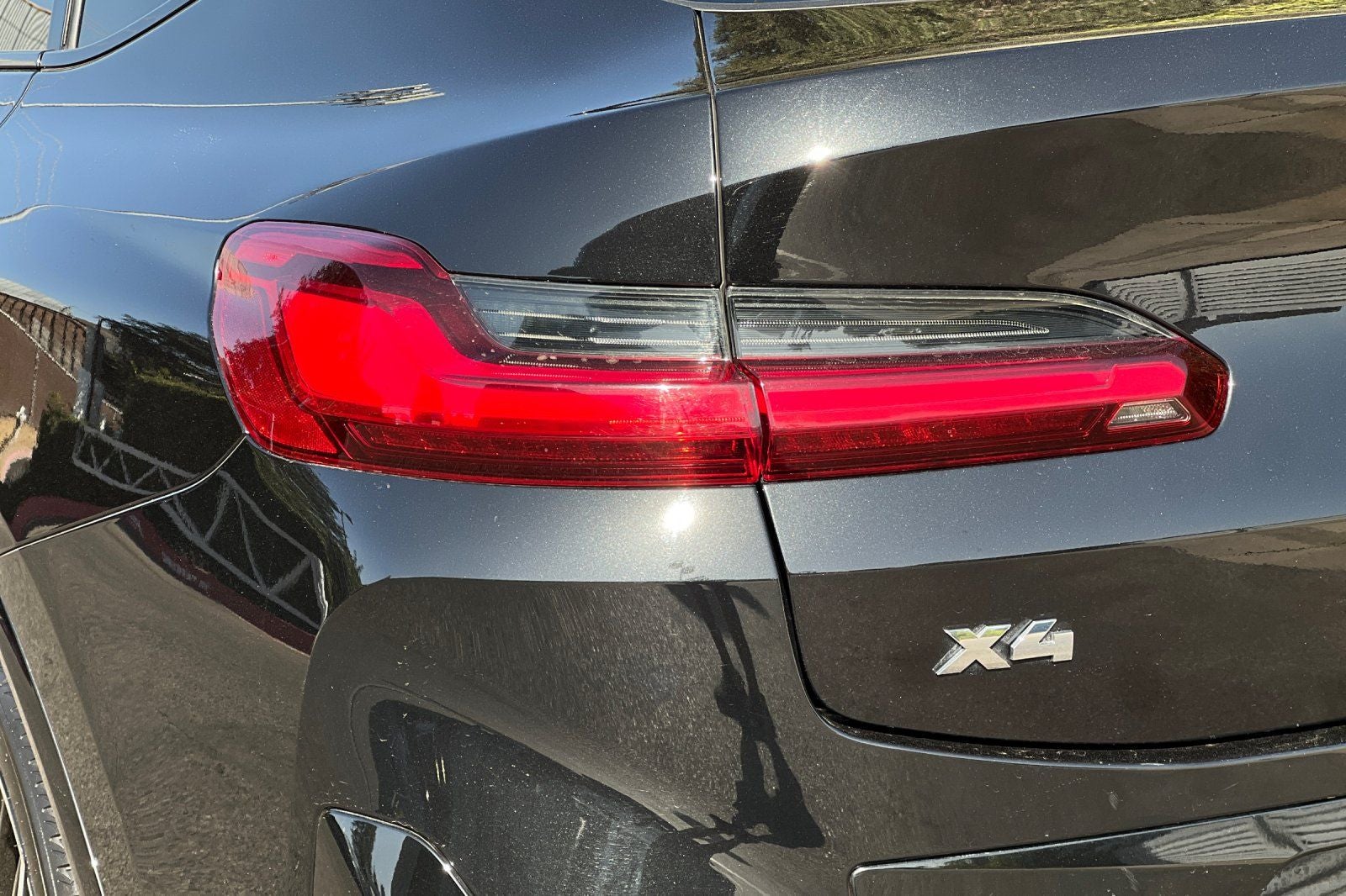 2023 BMW X4 M40i