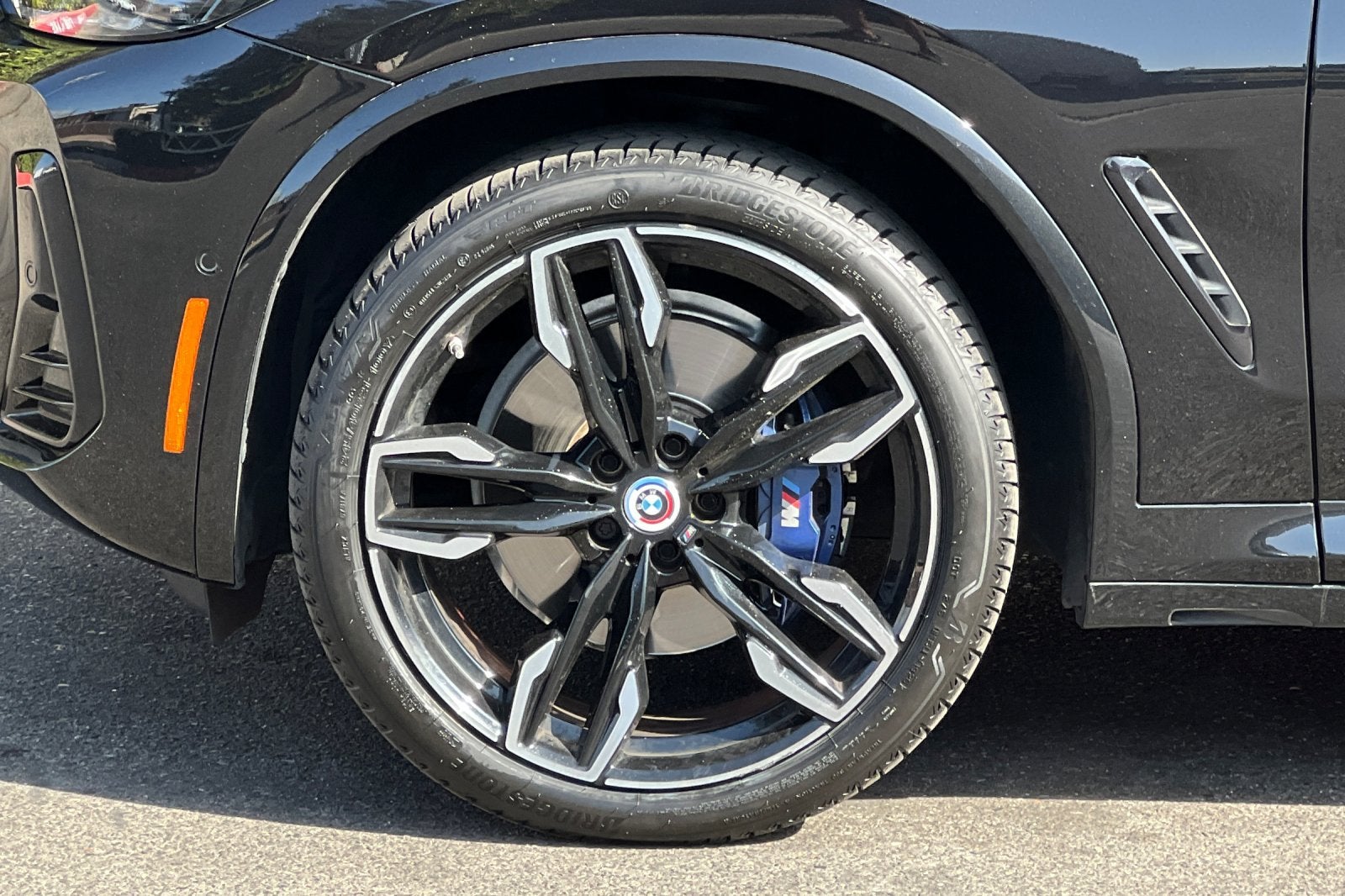 2023 BMW X4 M40i