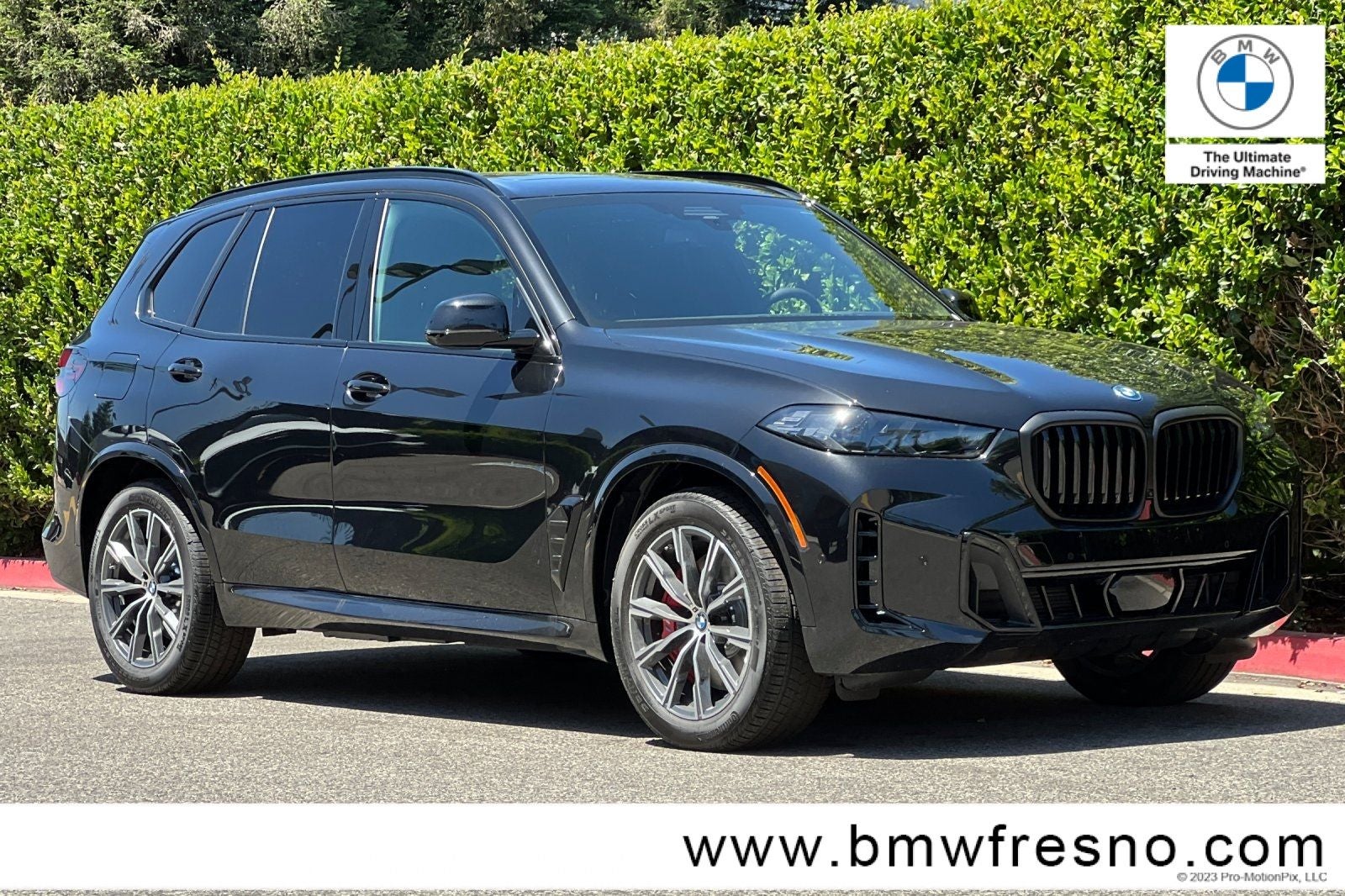 2026 BMW X5 xDrive50e's photo
