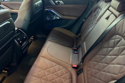 2027 BMW X6 M60i