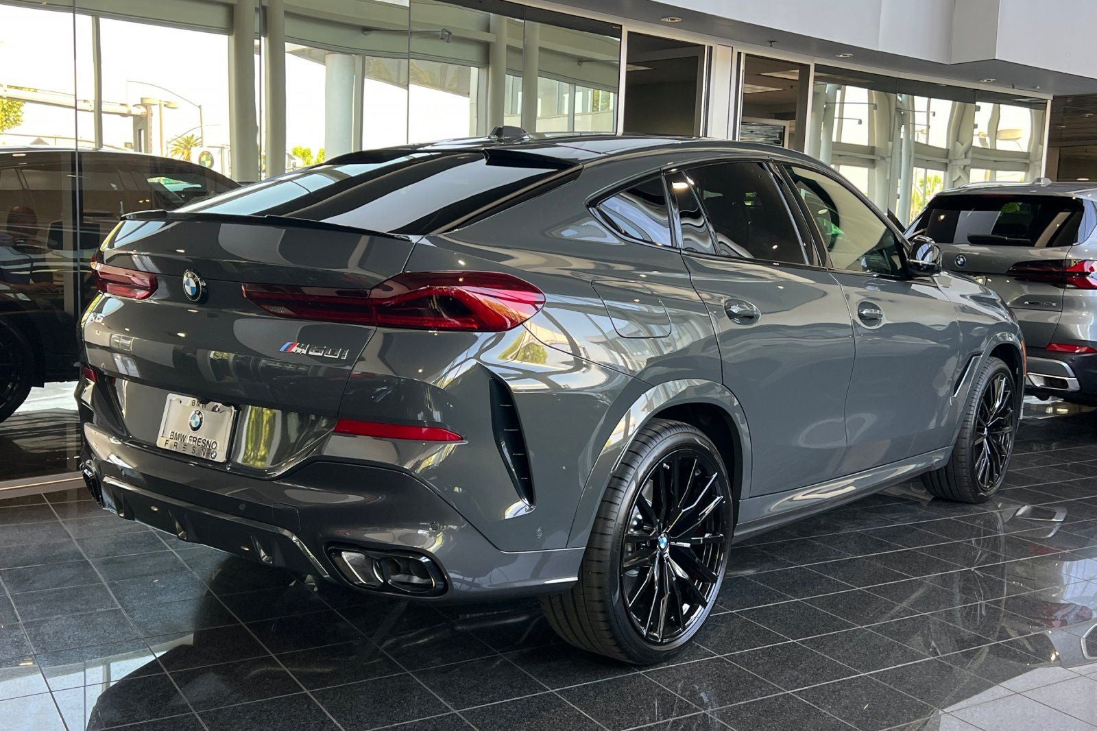 2027 BMW X6 M60i