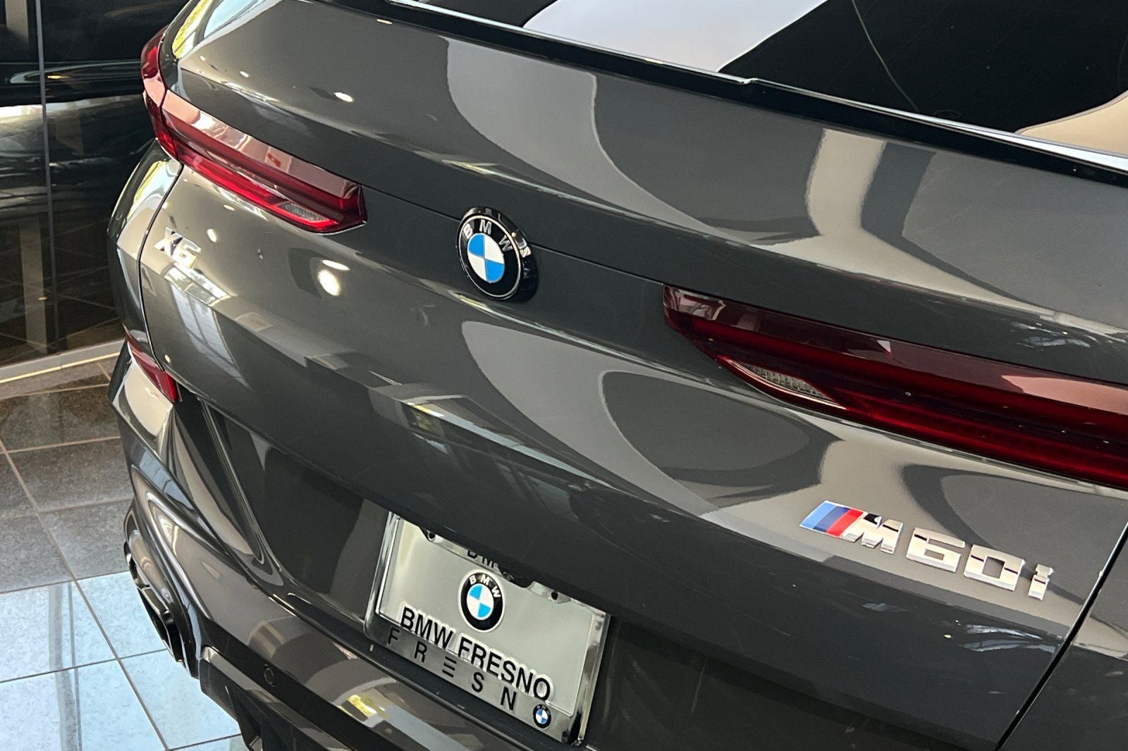 2027 BMW X6 M60i