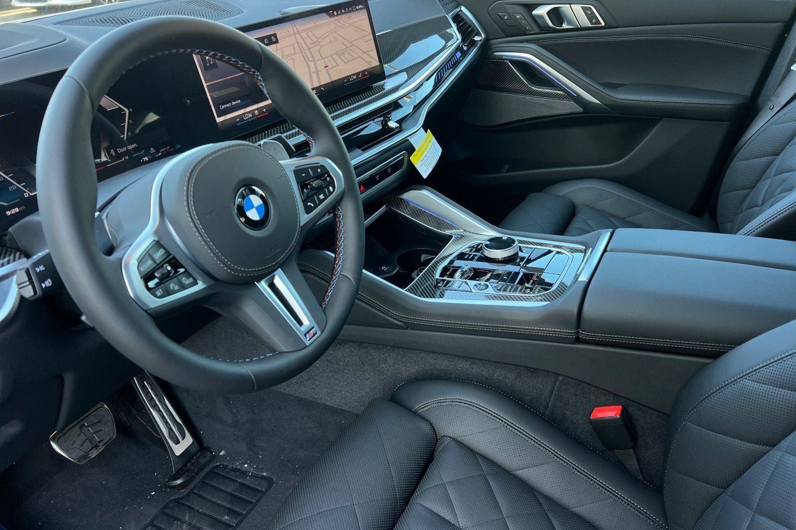 2027 BMW X6 M60i