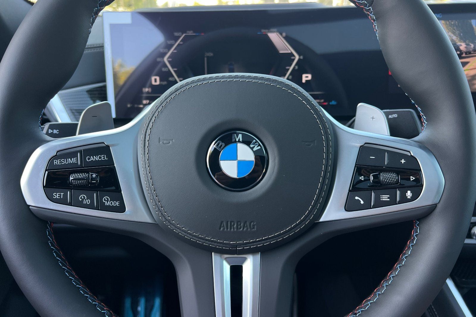 2027 BMW X6 M60i