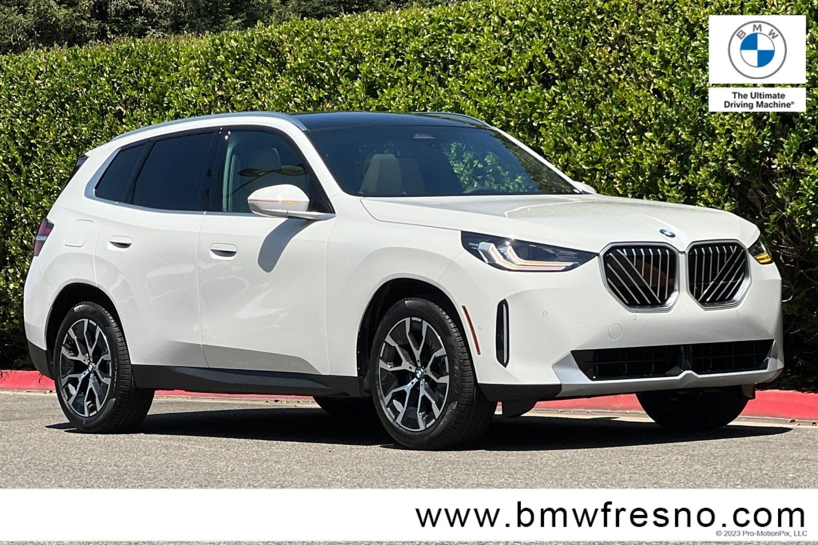 2026 BMW X3 30 XDRIVE's photo