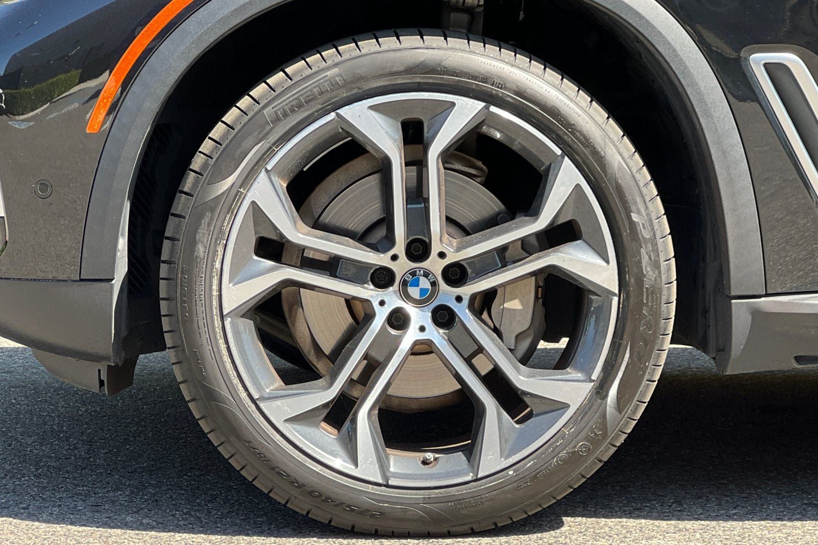 2023 BMW X5 sDrive40i