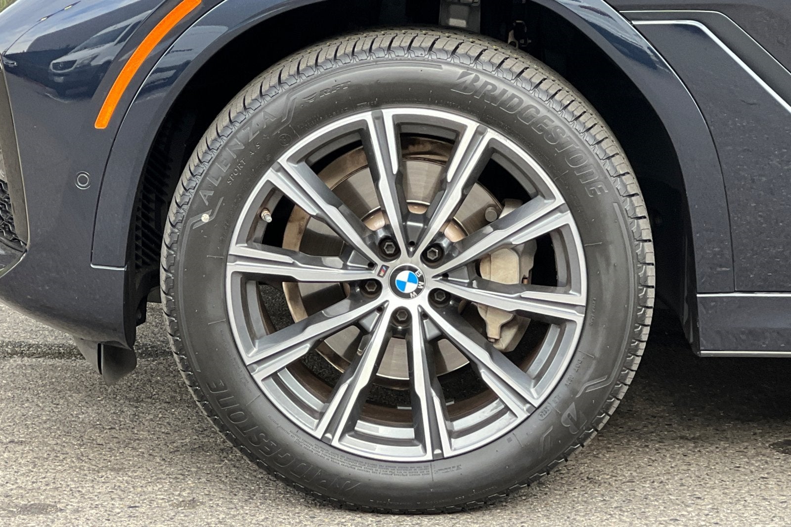 2022 BMW X6 xDrive40i