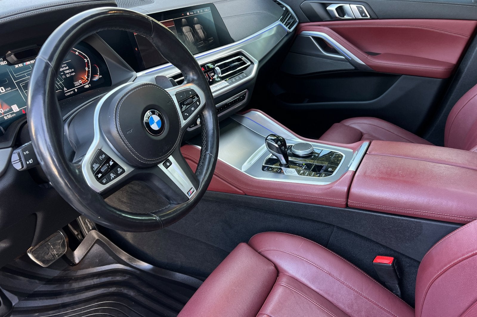 2022 BMW X6 M50i