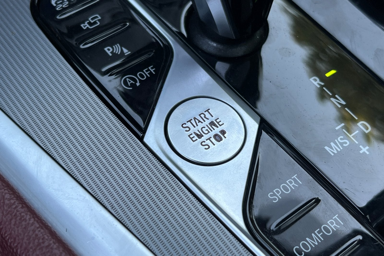 2022 BMW X6 M50i