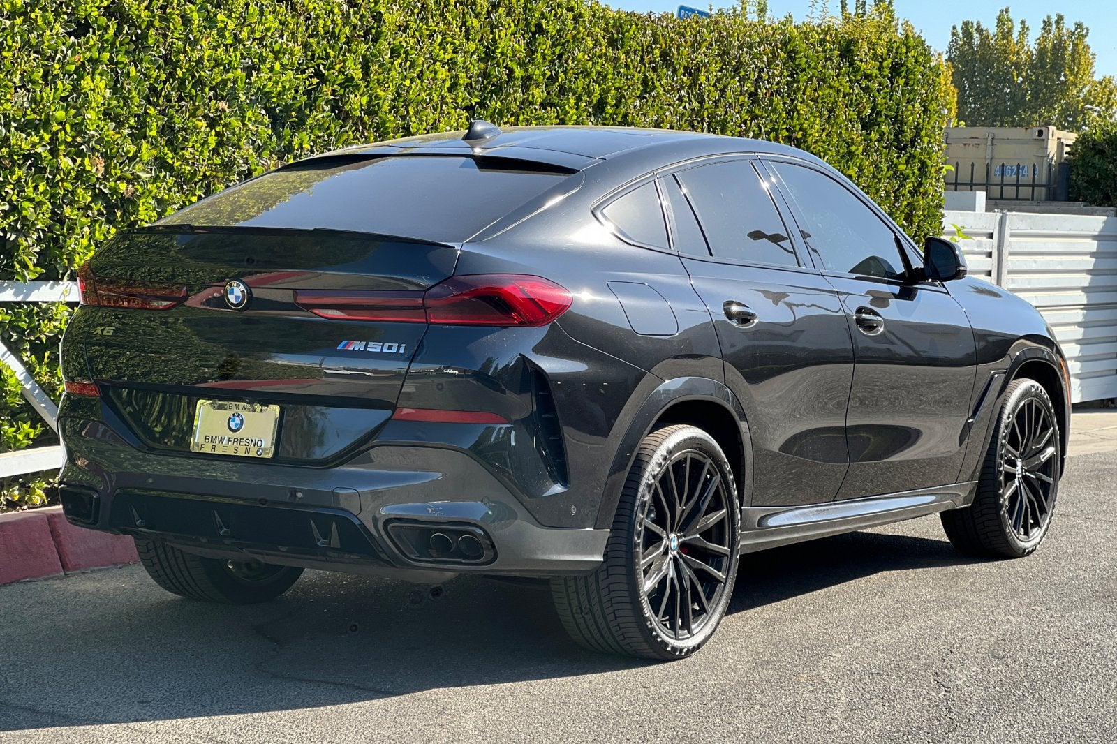 2022 BMW X6 M50i