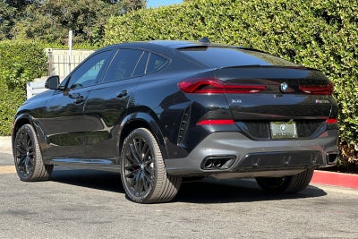 2022 BMW X6 M50i