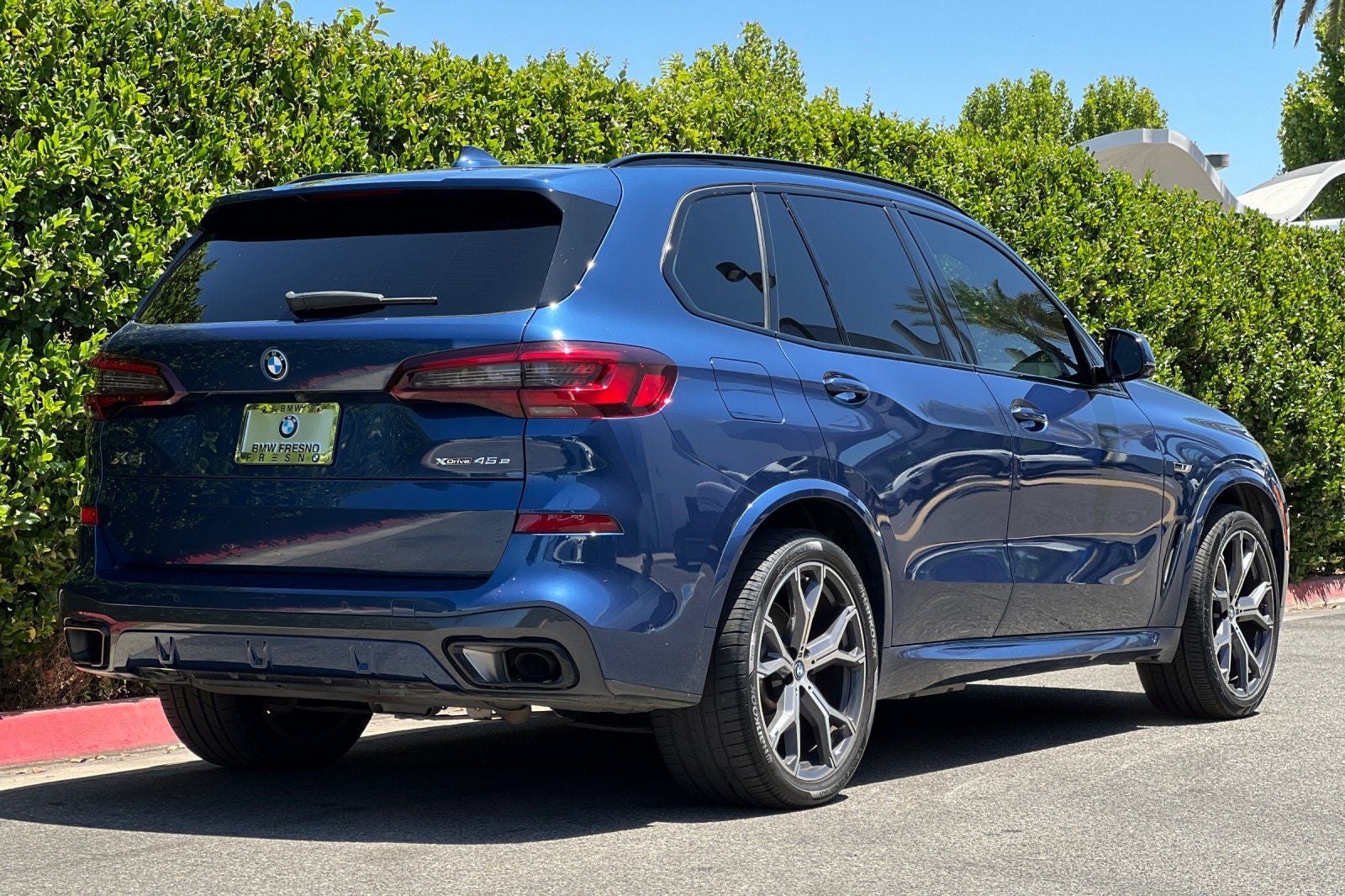 2023 BMW X5 xDrive45e