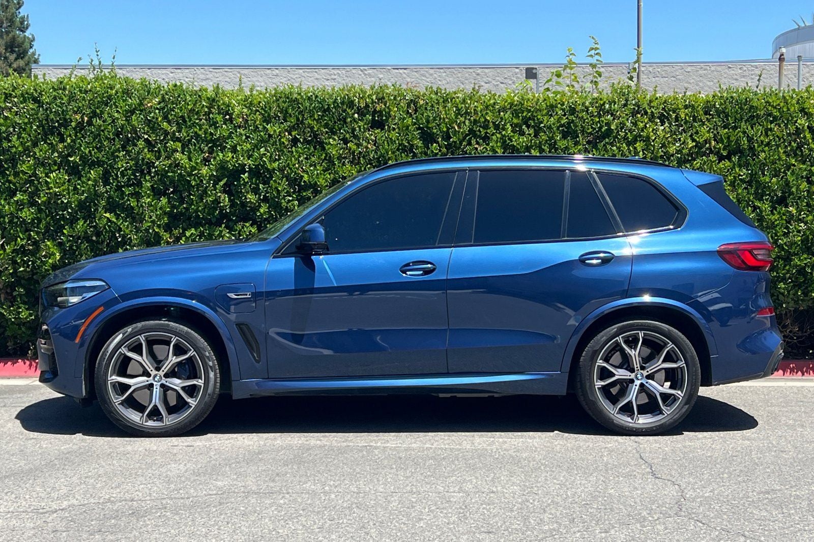 2023 BMW X5 xDrive45e
